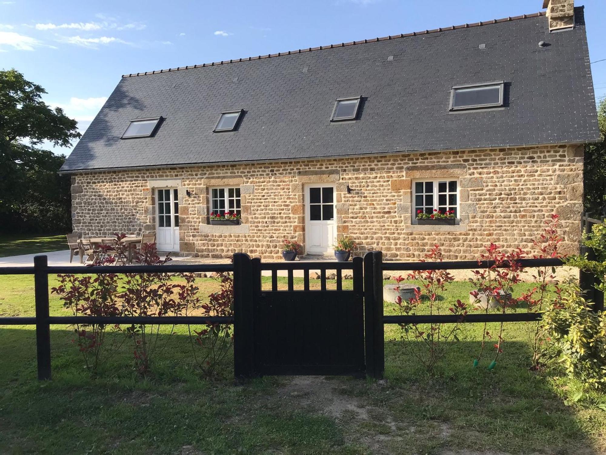 Maison De La Grange, Chaulieu Sourdeval Extérieur photo