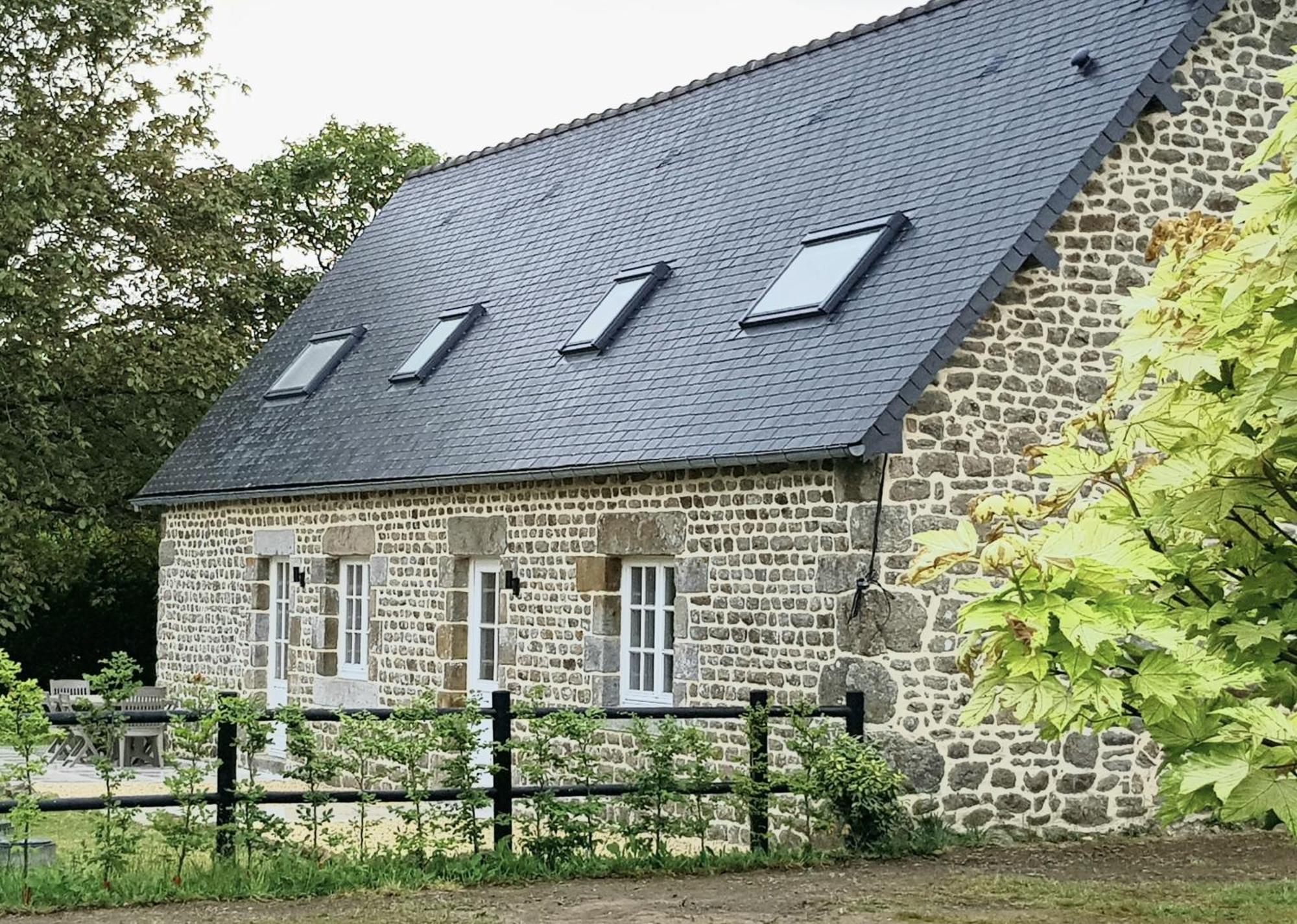 Maison De La Grange, Chaulieu Sourdeval Extérieur photo